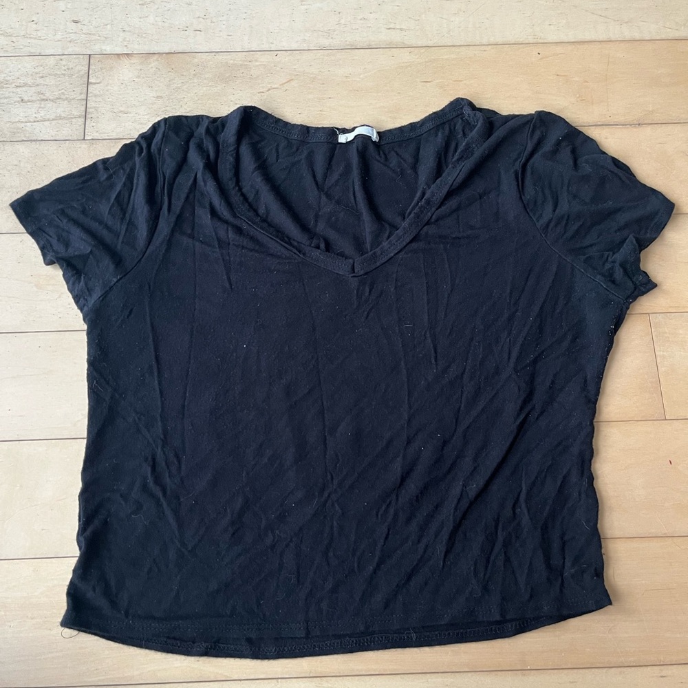 Olivia Rae Black V-Neck Short Sleeve Crop Tee